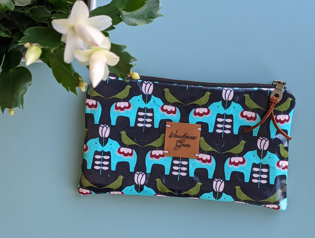 Catch-All Fully-Lined Zipper Pouch || Cotton/Linen Blend Oilcloth || Swedish 