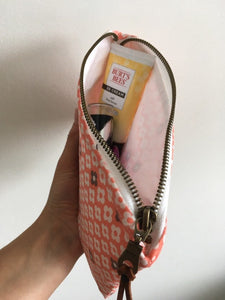 Catch-All Fully-Lined Zipper Pouch || Purse Organizer || Mod Peach Flowers Design
